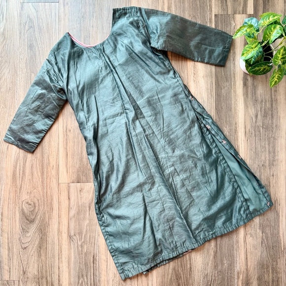 Green Ethnic Tunic Kurti Dress with Embroidered Detail Approx Size M - Picture 7 of 8